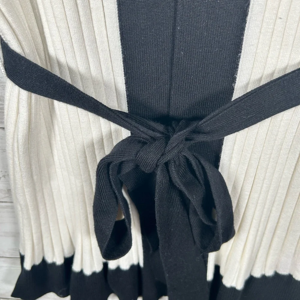WHBM Ribbed Ivory Black Rayon Nylon Long Optional Belted Cardigan Sweater XL - Picture 7 of 10